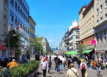Design Apartment Central Station City Center Vienna